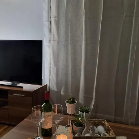 Lägenhet Luka