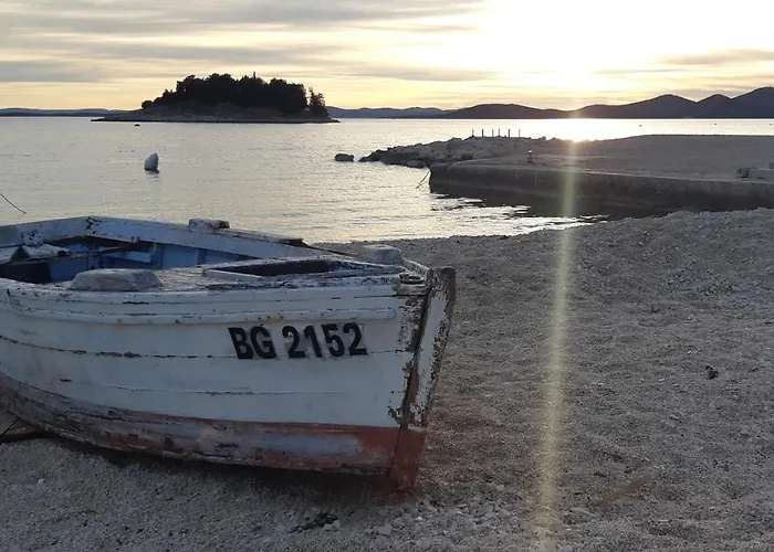 Lejlighed Luka Pakoštane